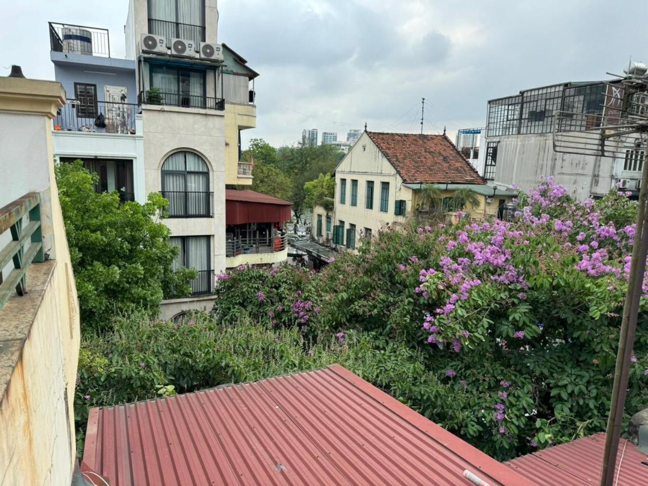 Quynh Moon Homestay Ханой Экстерьер фото